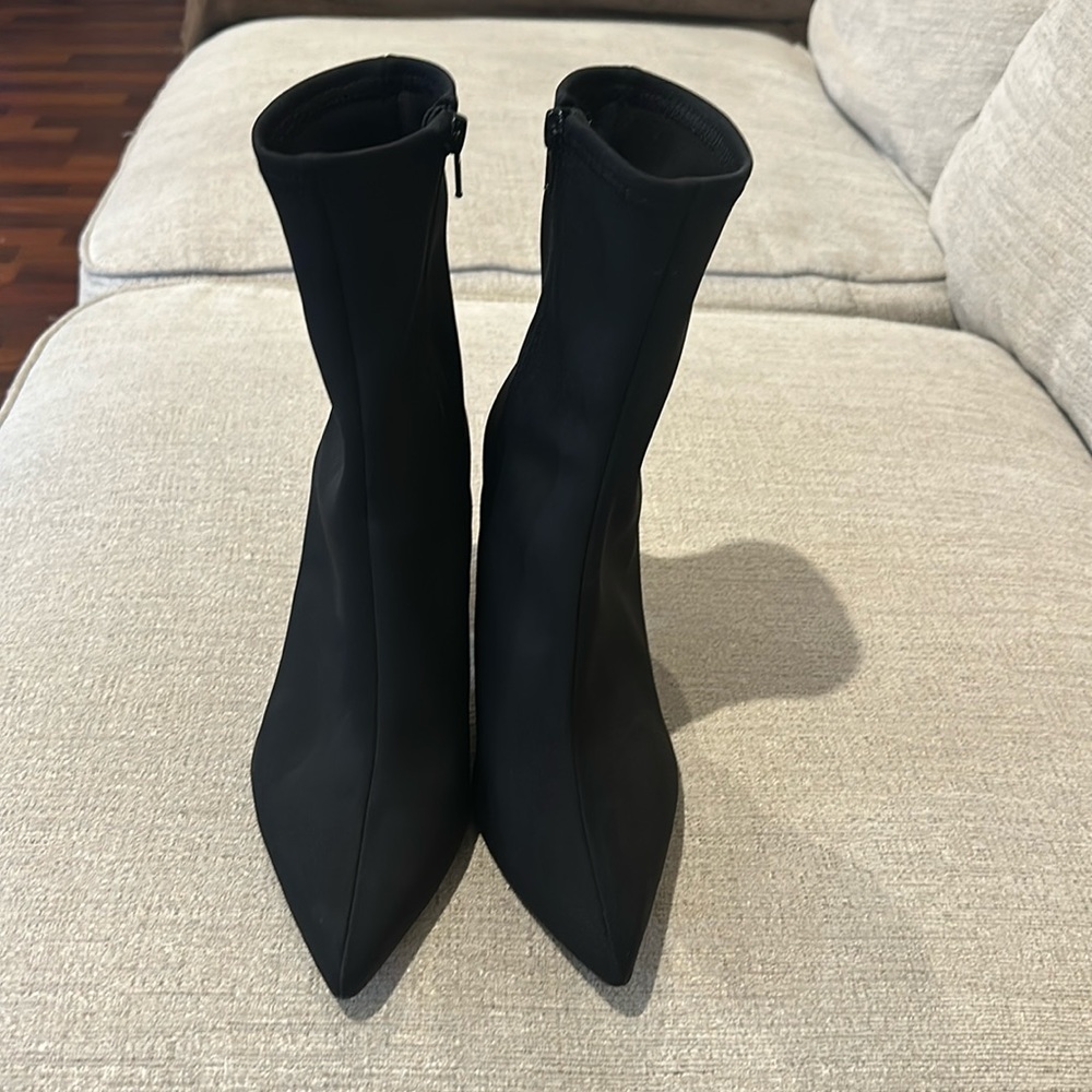 Siren Pointed Toe Bootie
By JEFFREY CAMPBELL